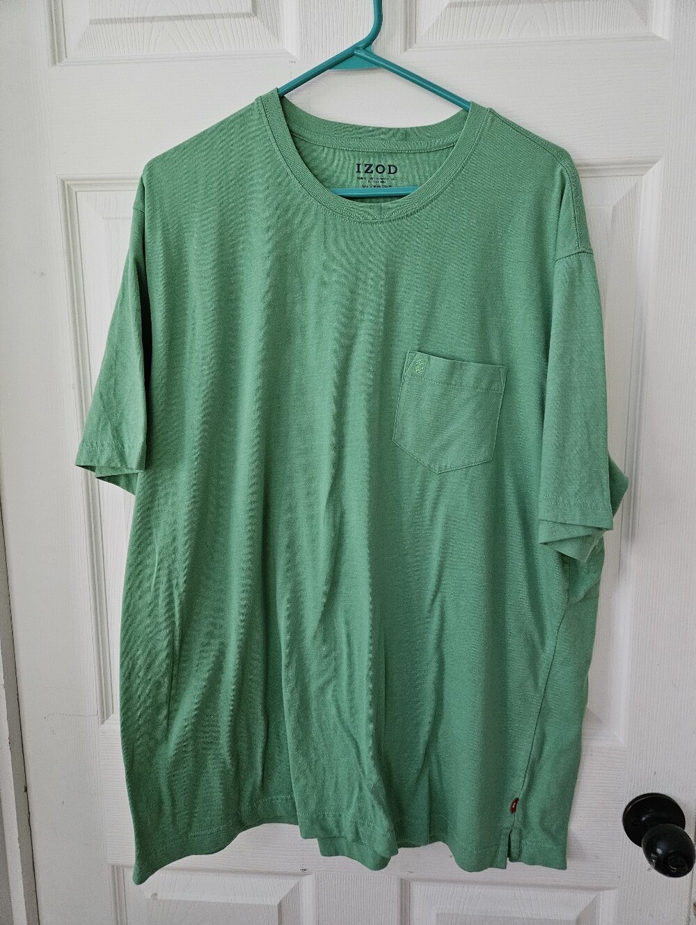 IZOD Men’s Short Sleeve Pocket T-Shirt — Mint Green
